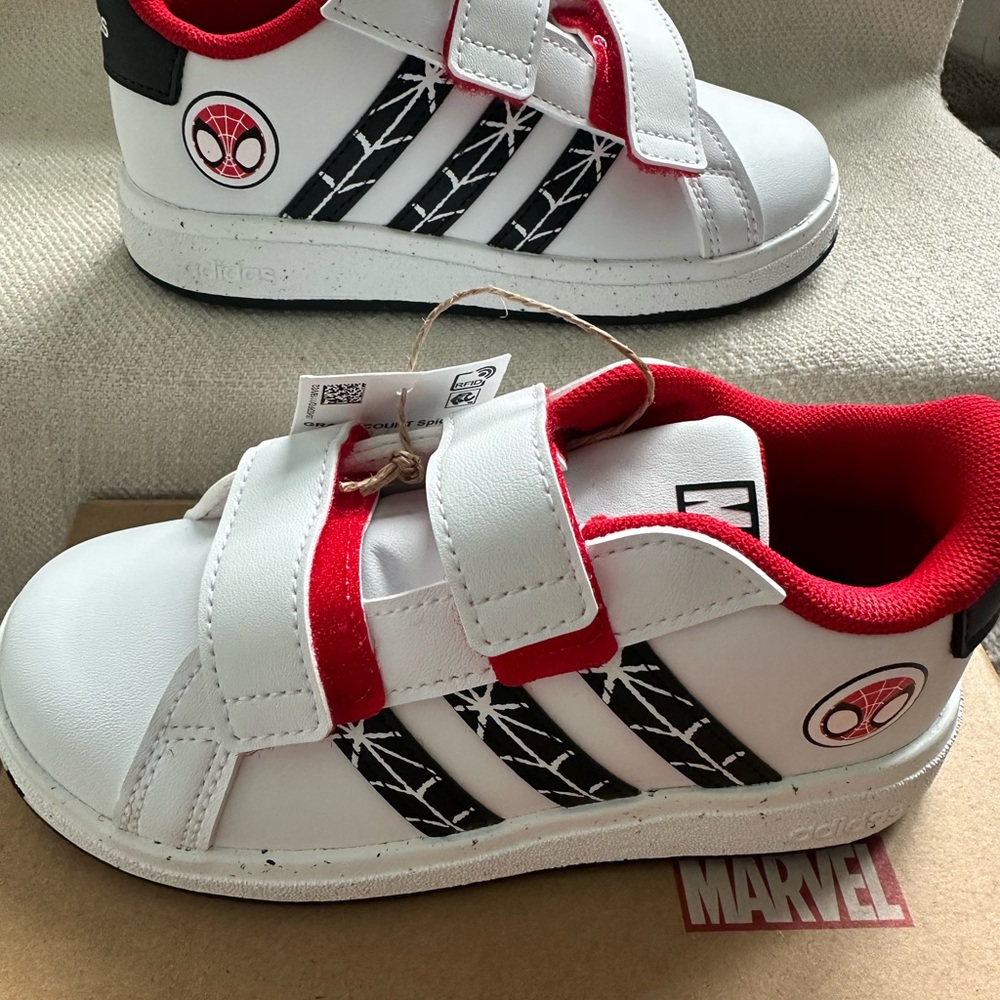 Brand new wl tags Adidas Kids Grand Court Spider-Man Sneakers size 10 - Picture 2 of 8